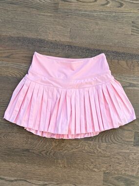 Small S Gold Hinge Pink Pleated Skirt Like New!